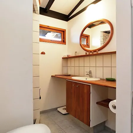 Two-bedroom Holiday In 3 * Grevinge