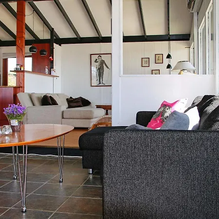 Two-bedroom Holiday In 3 * Grevinge